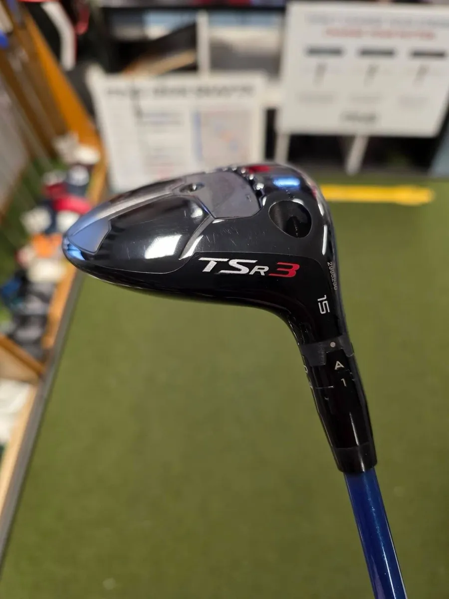 Titleist TSr3 3 Wood - Image 1