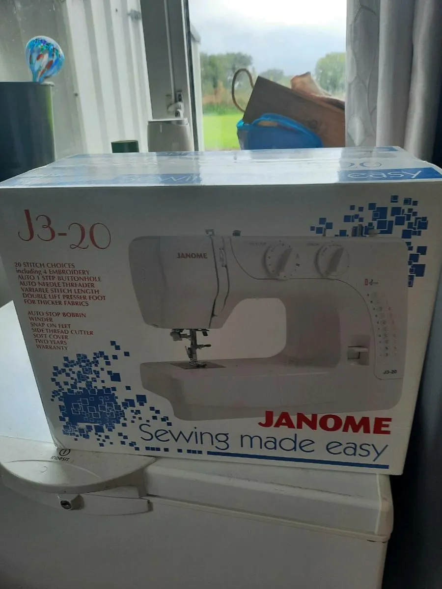 Janome j3-20 sewing machine - Image 1