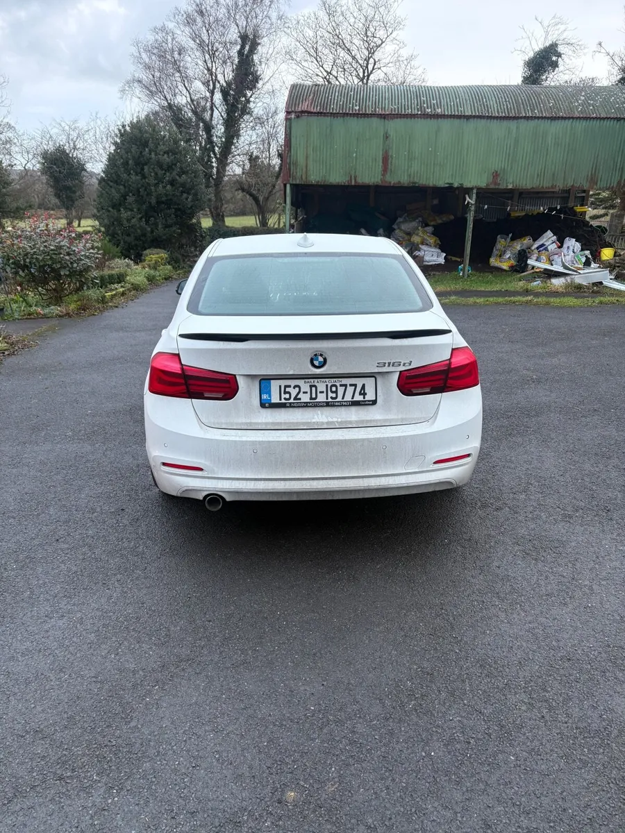 BMW 3-Series 2015 - Image 4