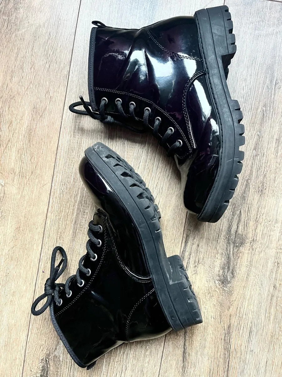 Next boots size 4 - Image 2