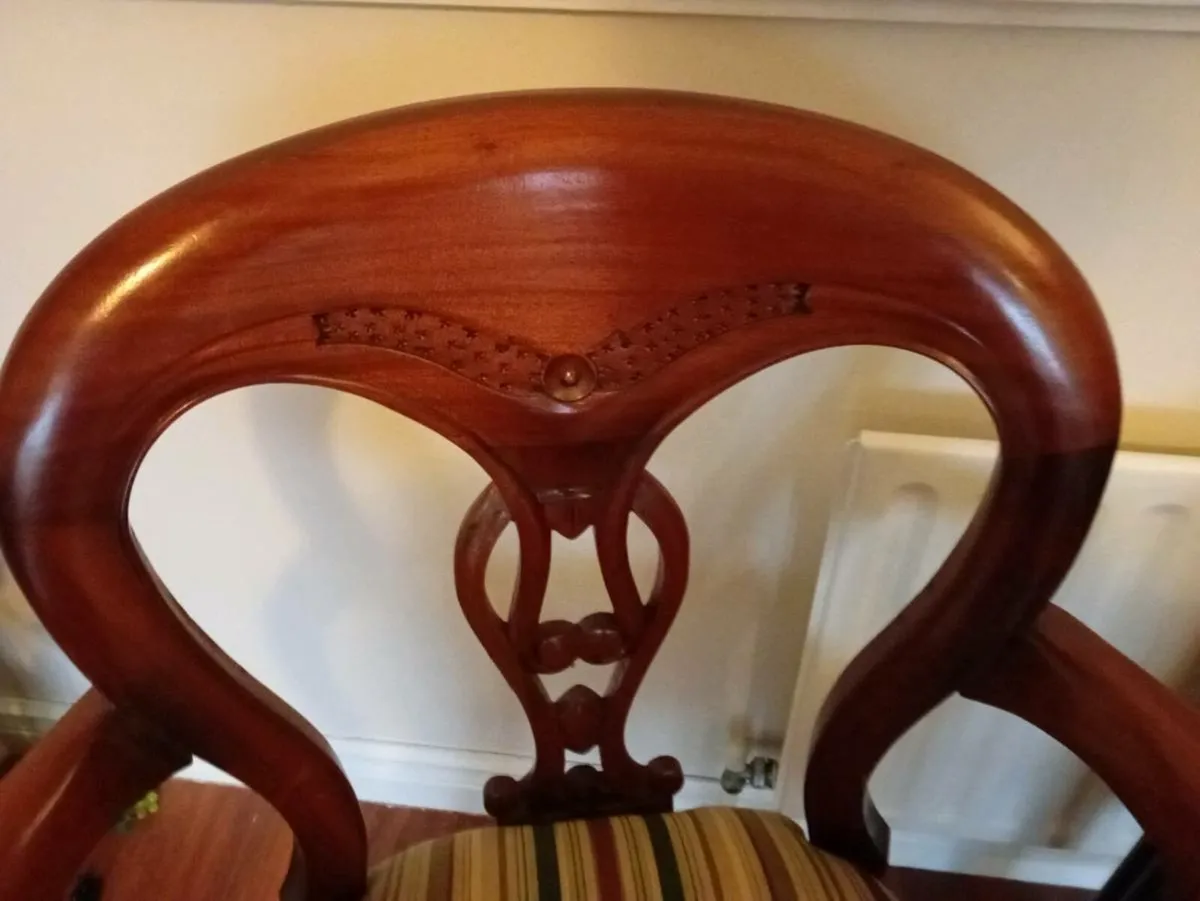 Pair of mahogany armchairs - Image 2