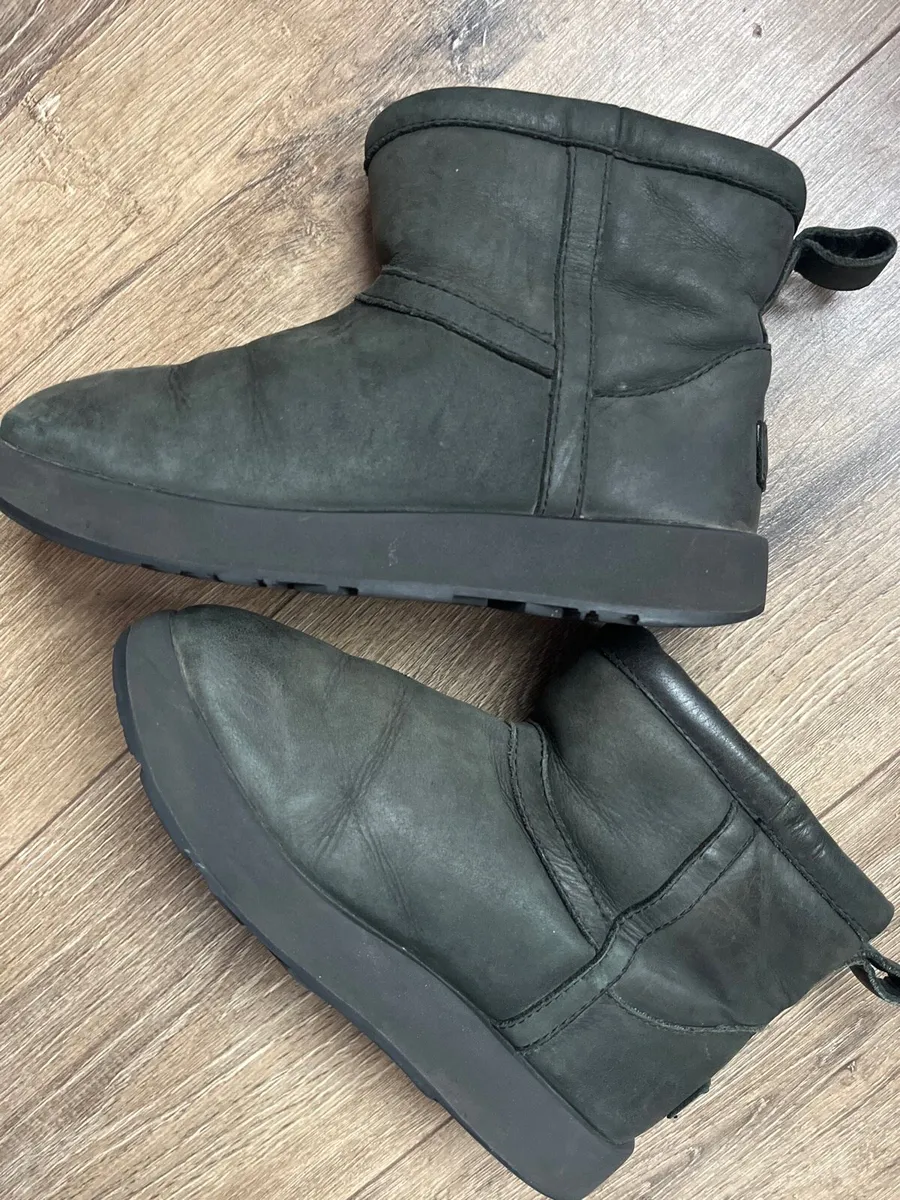 Vibram Real UGG Size 2-3 - Image 3