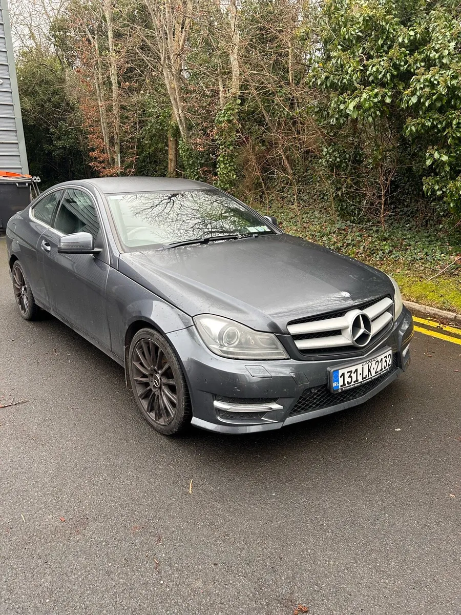 Mercedes-Benz C-Class 2013 - Image 2