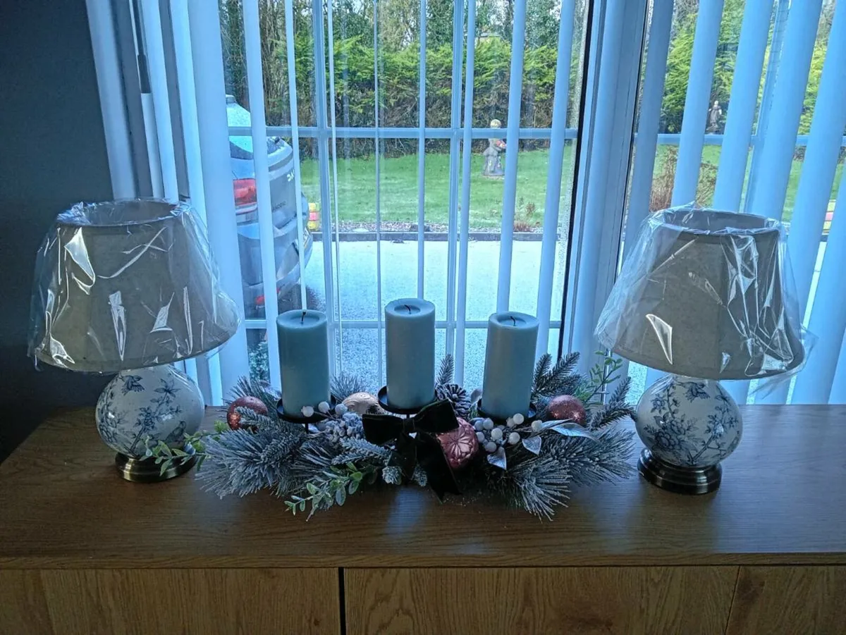 New pair of table lamps - Image 1