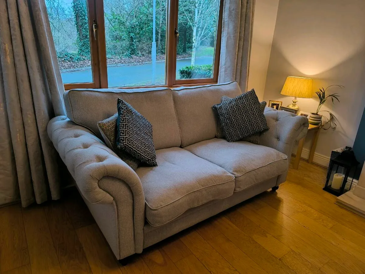 3 Seater Sofa - Excellent Condition - Image 1
