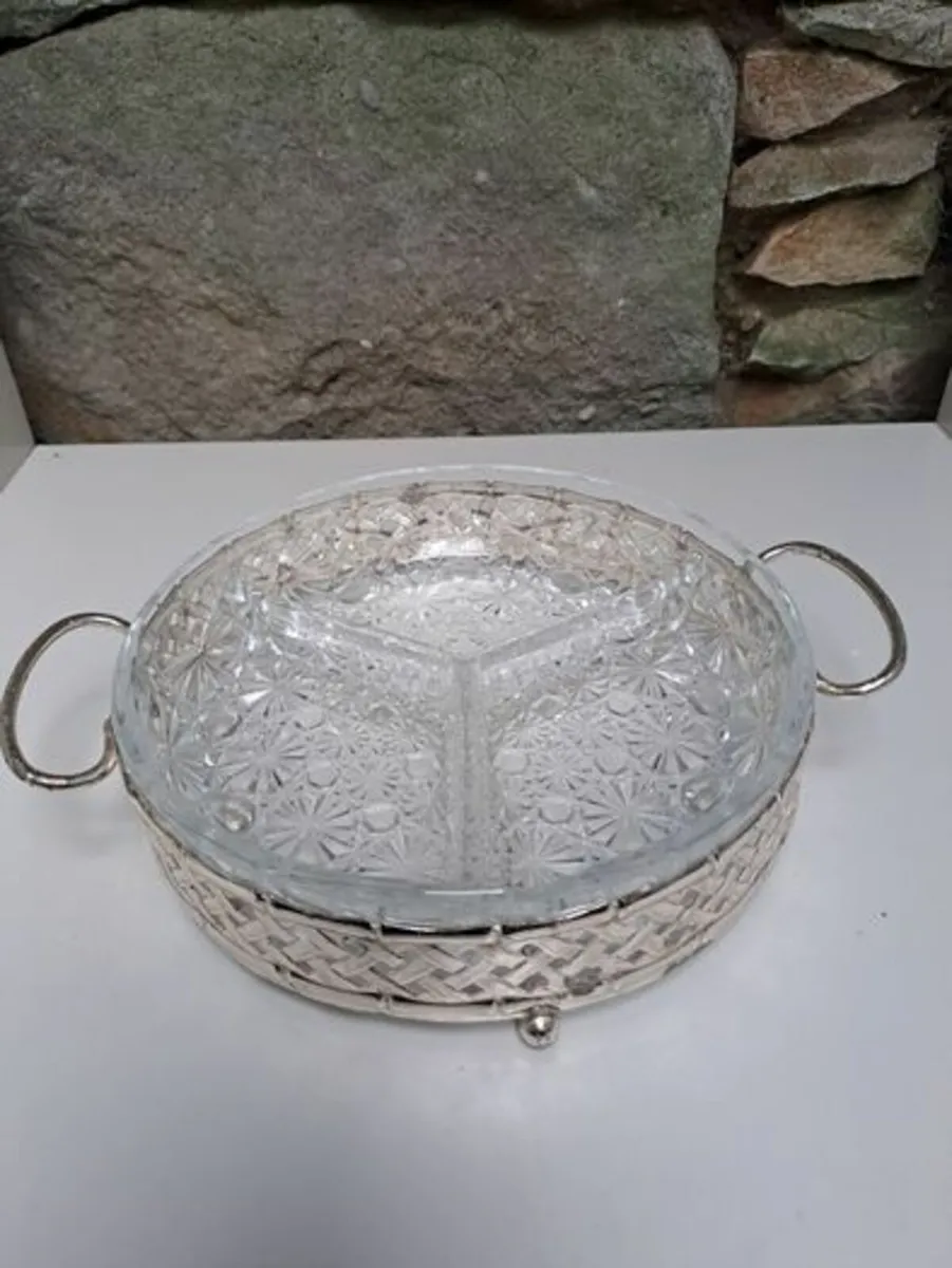 Vintage daisy and button serving dish - Image 4