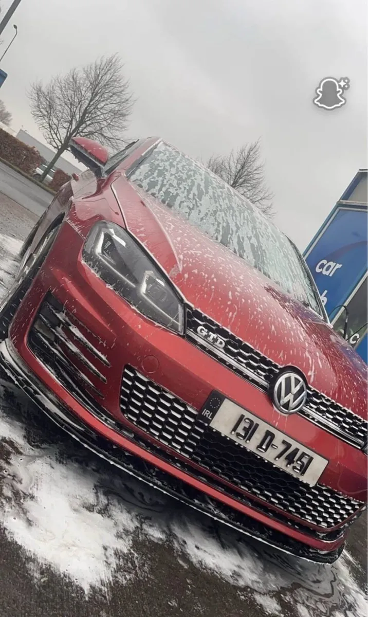 Golf Mk 7 - Image 1