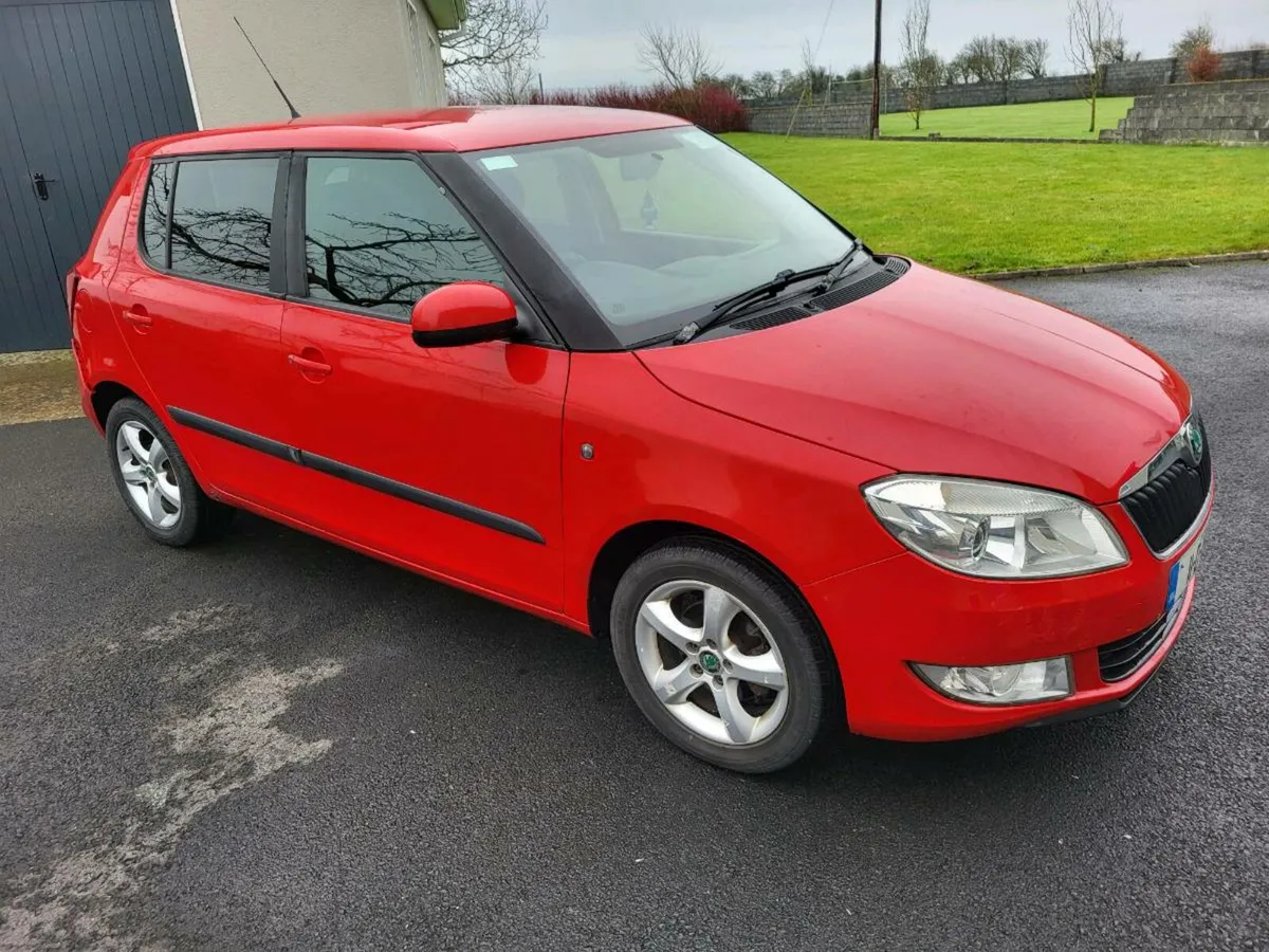 2011 Skoda Fabia Ambiente 1.2 60HP (Damaged) - Image 3