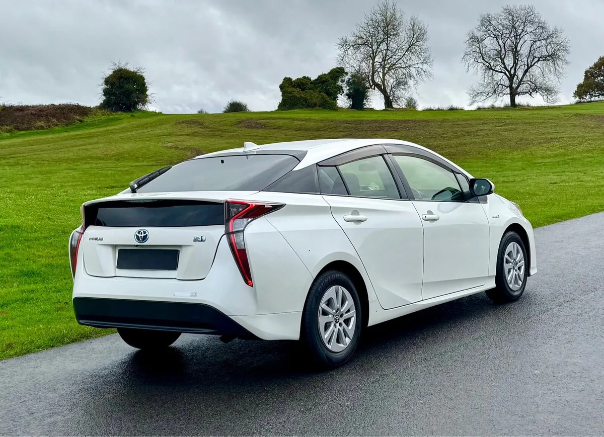 ✅€11995✅ 172 Toyota Prius Auto Hybrid NCT 2027 - Image 2