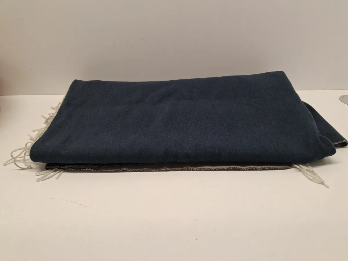 Online Auction Of A Navy/Brown Blanket & More! - Image 1