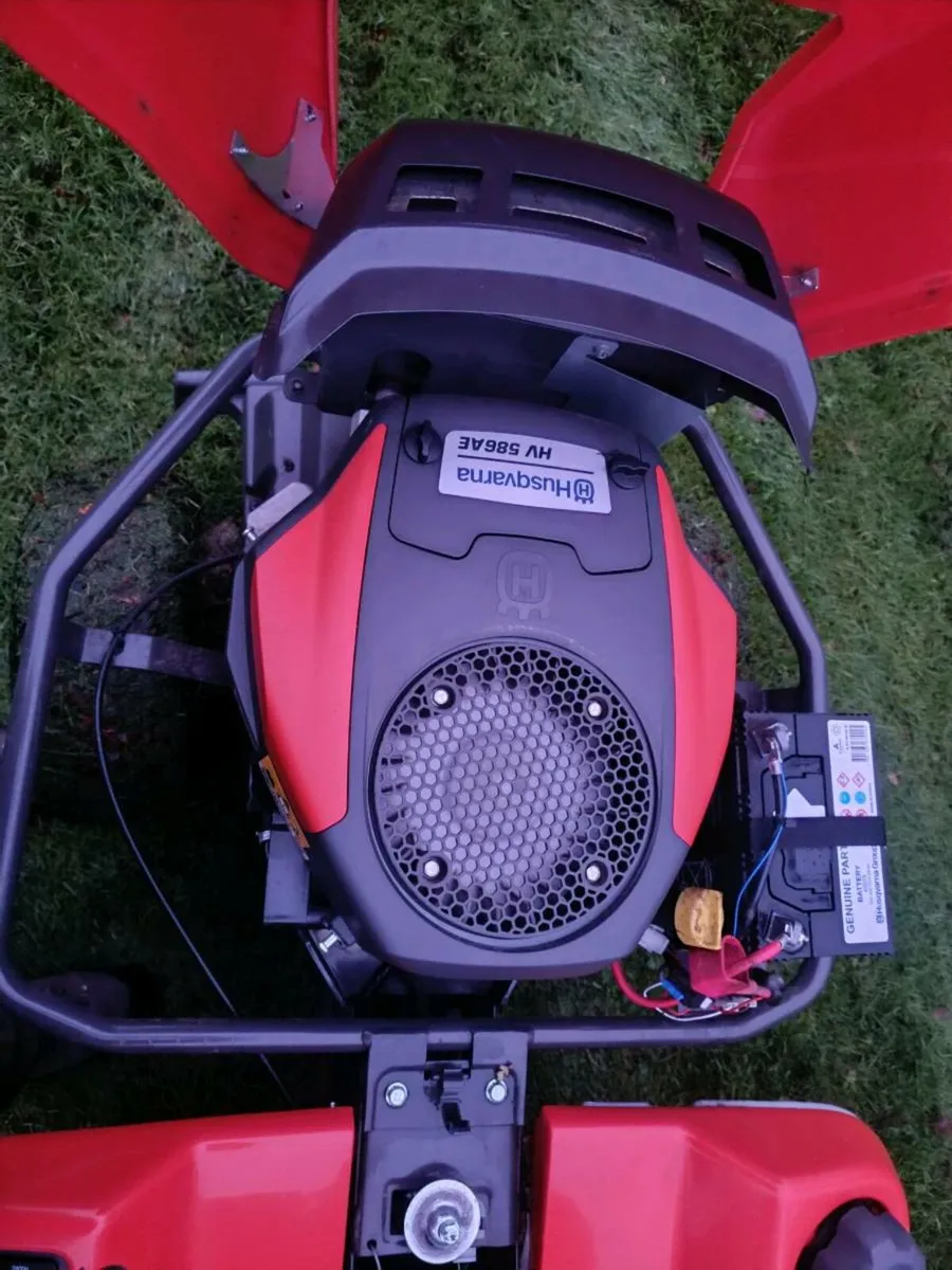 Ride on mower - Image 2