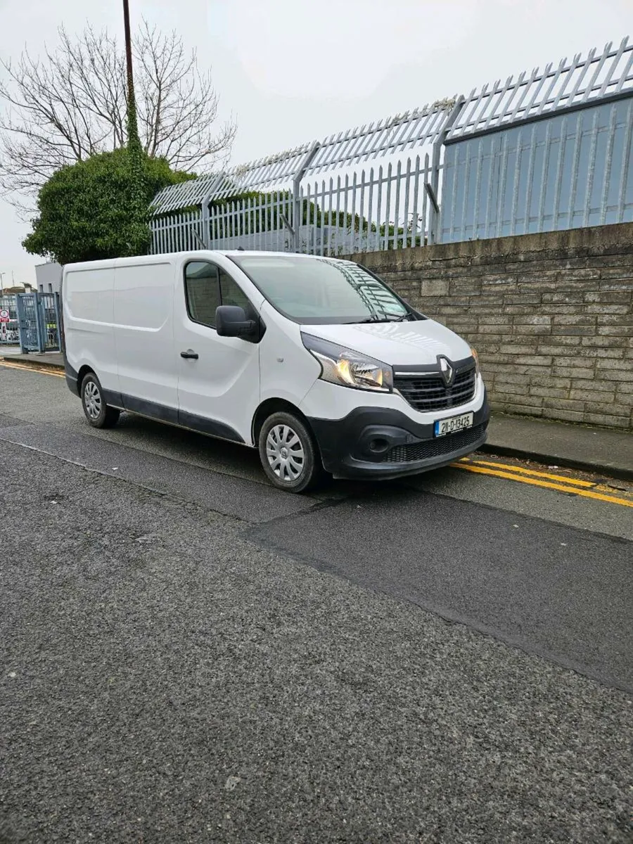 Renault Trafic - Image 1