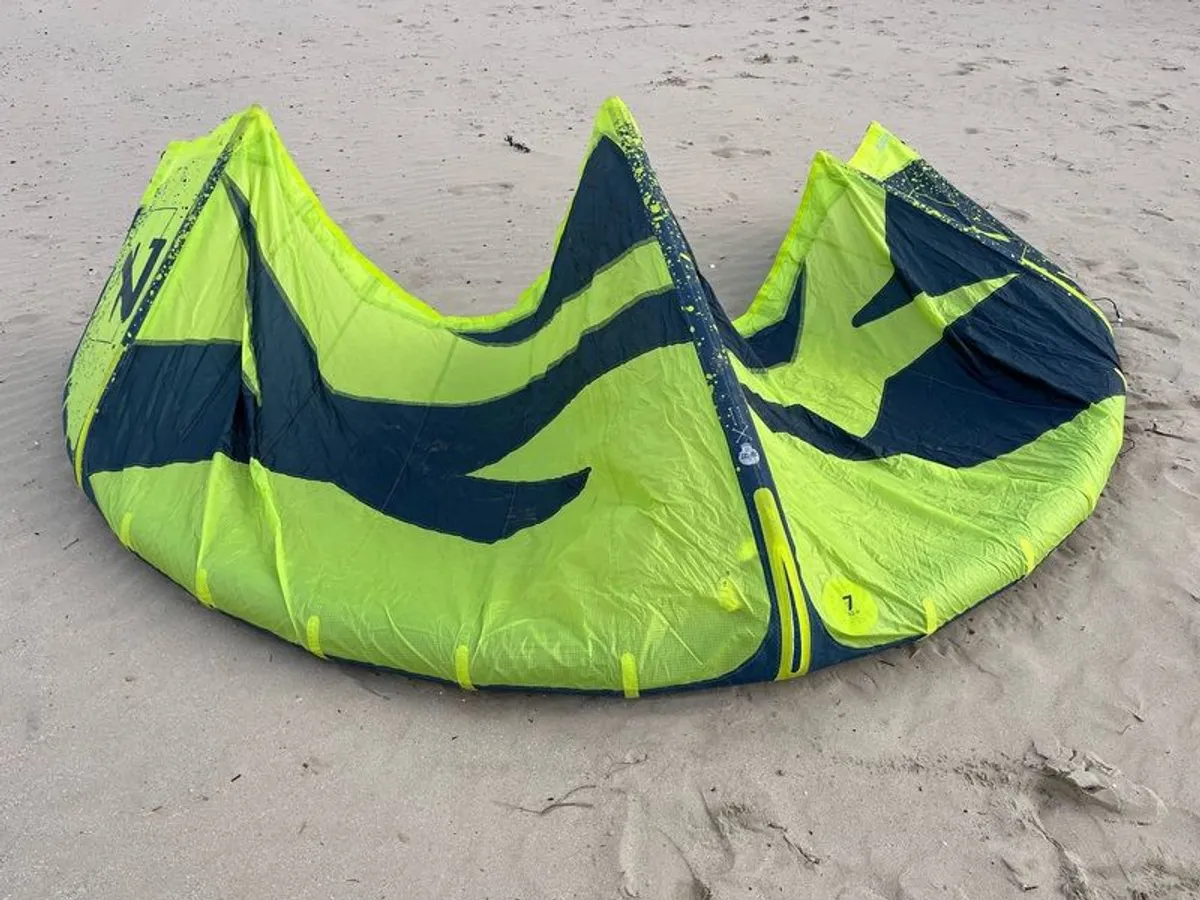 10m & 7m F-one Bandit - Image 2