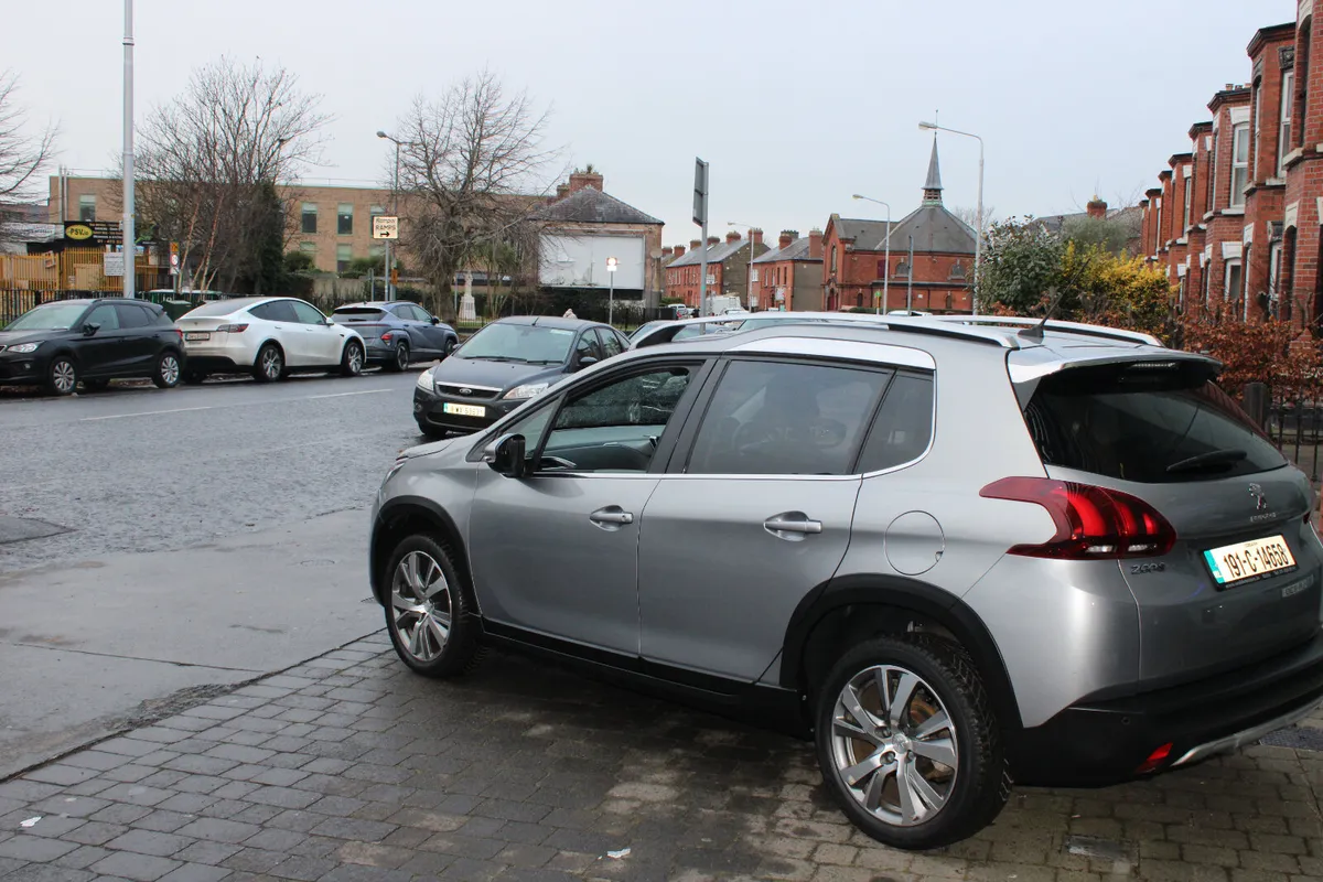 Peugeot 2008 1.2 ALLURE PURE TECH 2019 - Image 4