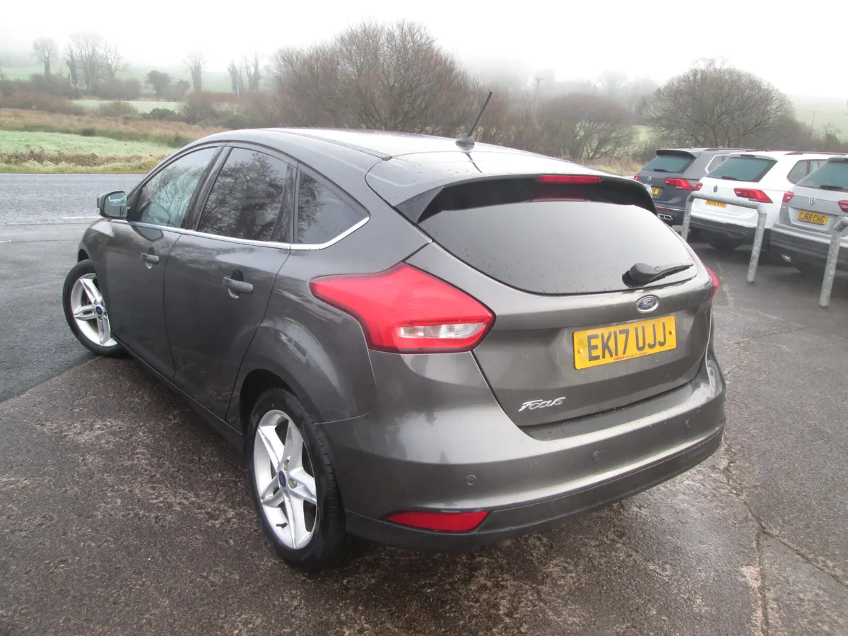 2017  FORD  FOCUS  1.5  TDCI  ZETEC  EDITION  5DR - Image 4