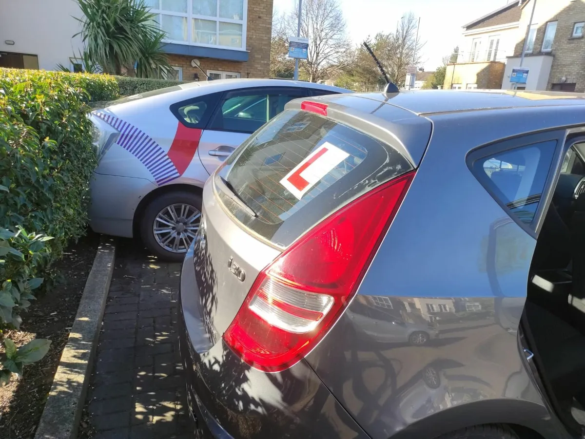 Hyundai i30 2010 3k Euros - Image 2