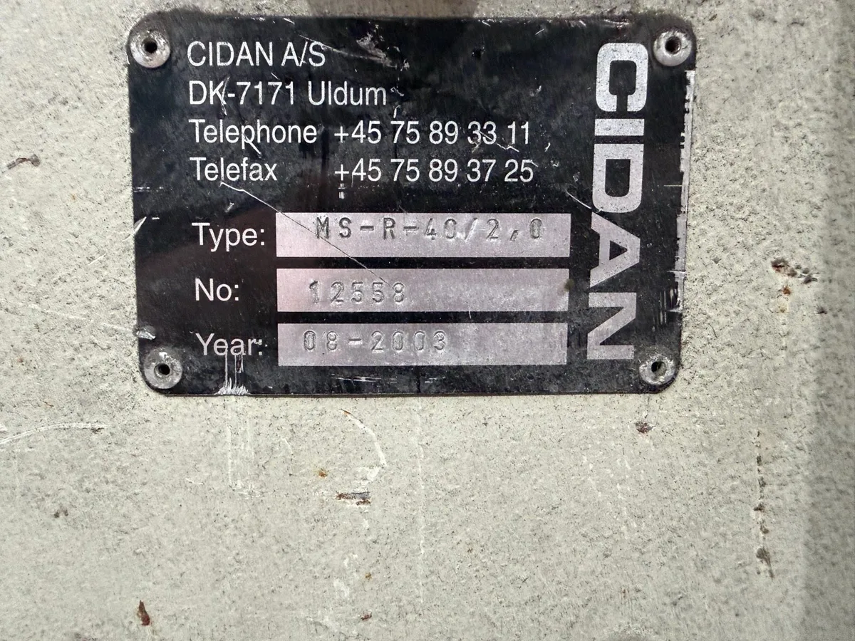 Cidan 4m guillotine - Image 4