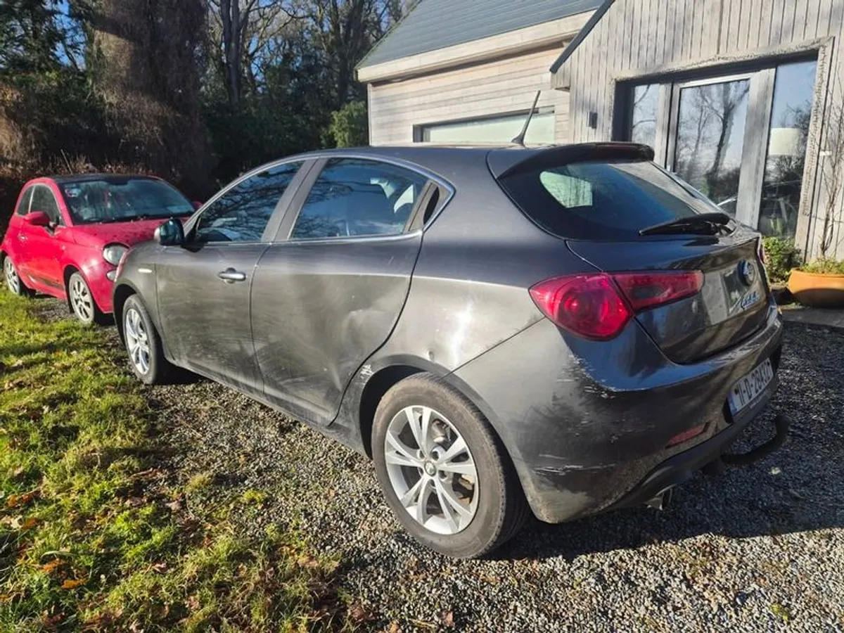 2011 Alfa Romeo Giulietta 1.6 JTDm - Image 3