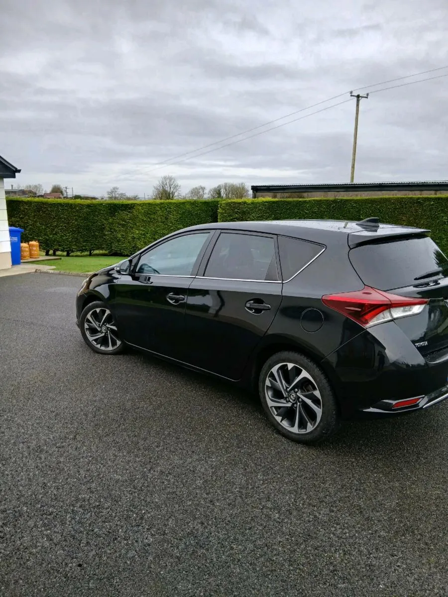 Sol Toyota Auris - Image 3