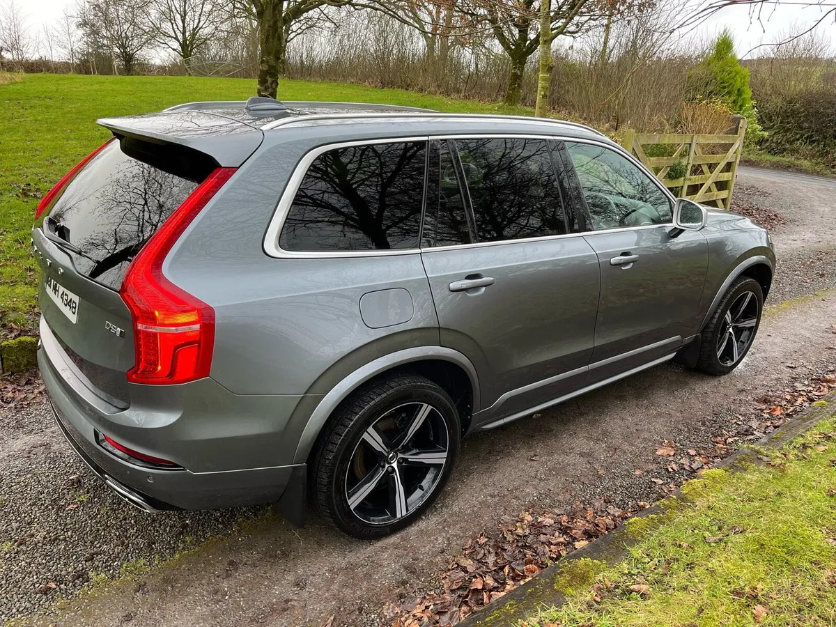 Volvo XC90 R Design - Image 2