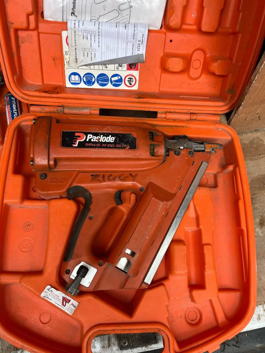 2 Paslode nail guns - Image 1