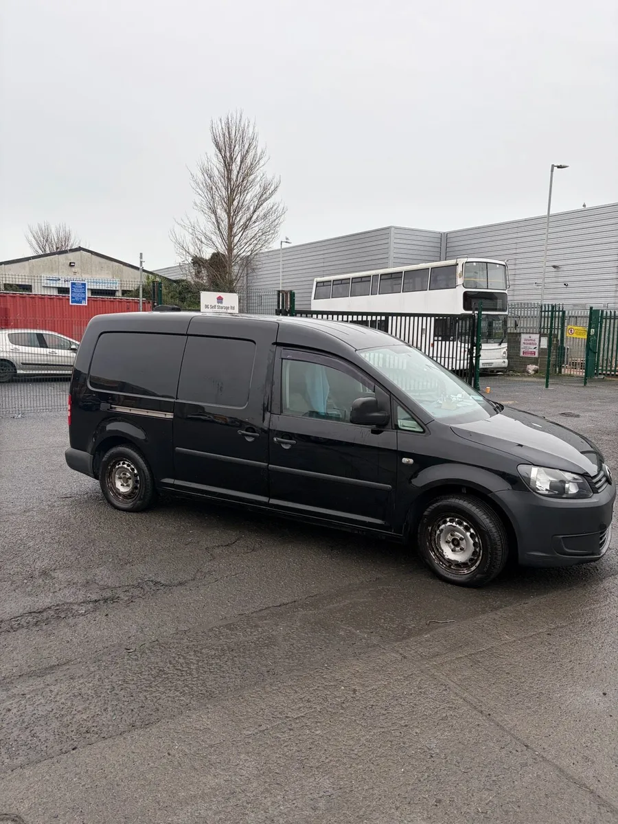 VW Caddy Maxi - Image 2