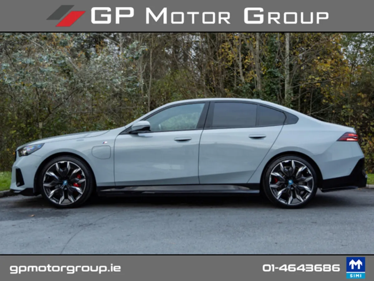BMW 5-Series 550e 22.1kWh XDRIVE M SPORT PRO *REMA - Image 4