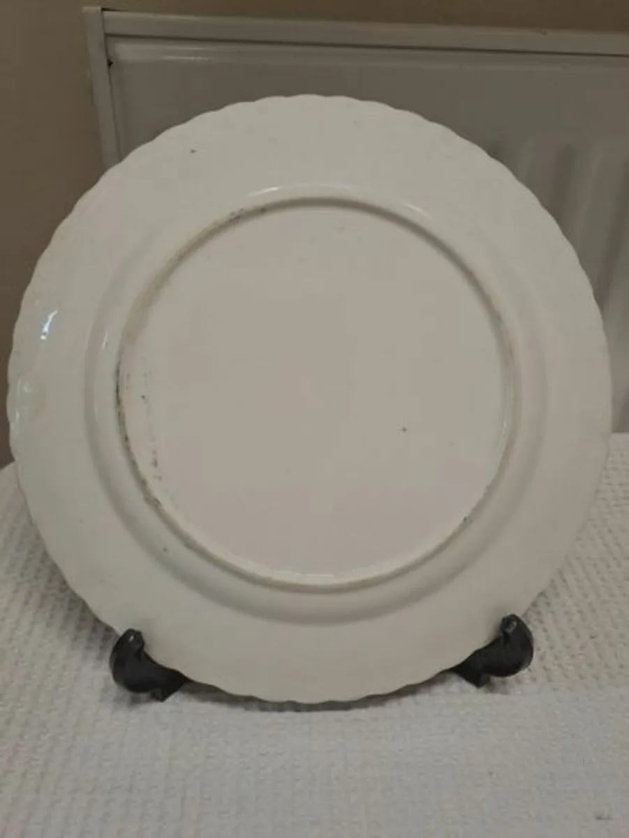 Antique Blue Willow pattern plate scalloped edge - Image 4