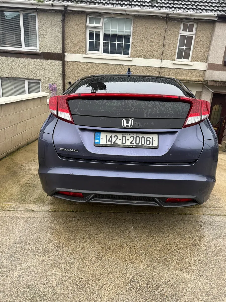 Honda Civic 2014 - Image 4