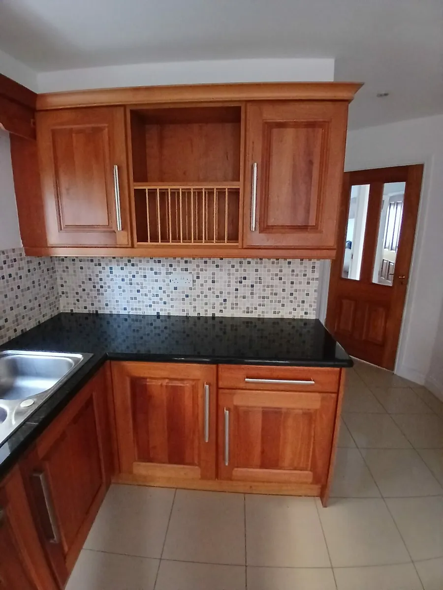 Cherry Wood Kitchen Units-buyer to remove. - Image 3