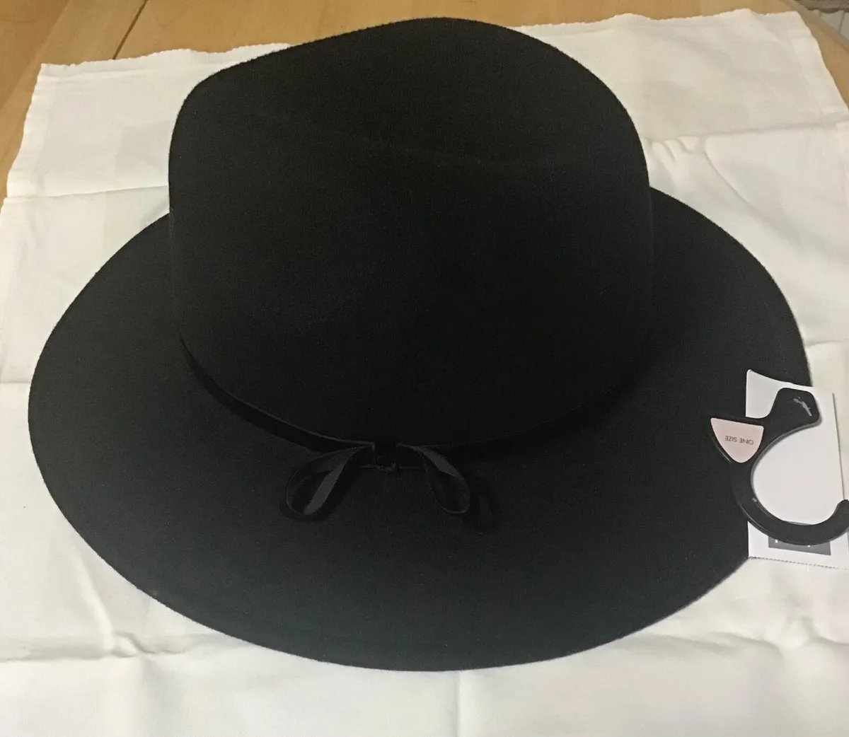 Ladies Hat - Image 1