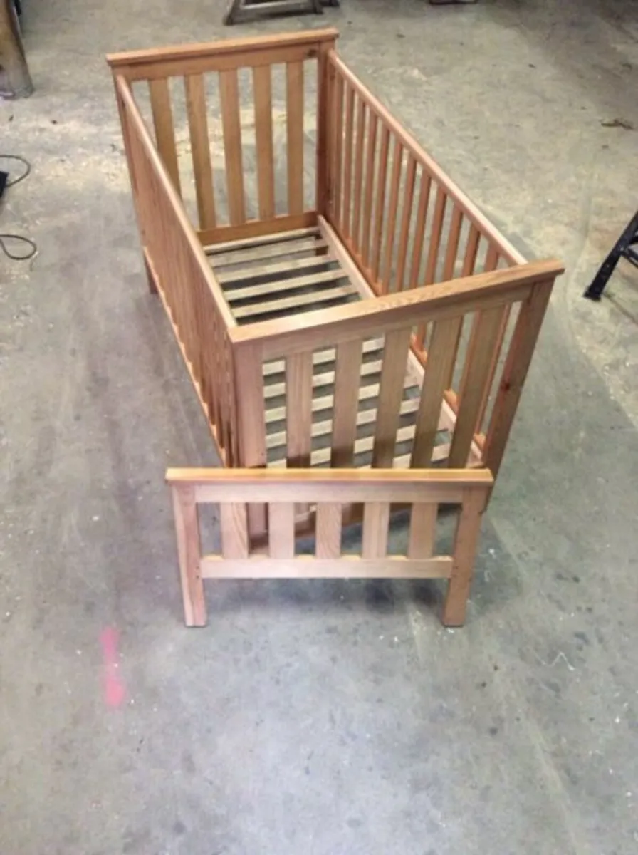 wardrobe, child bed - Image 2