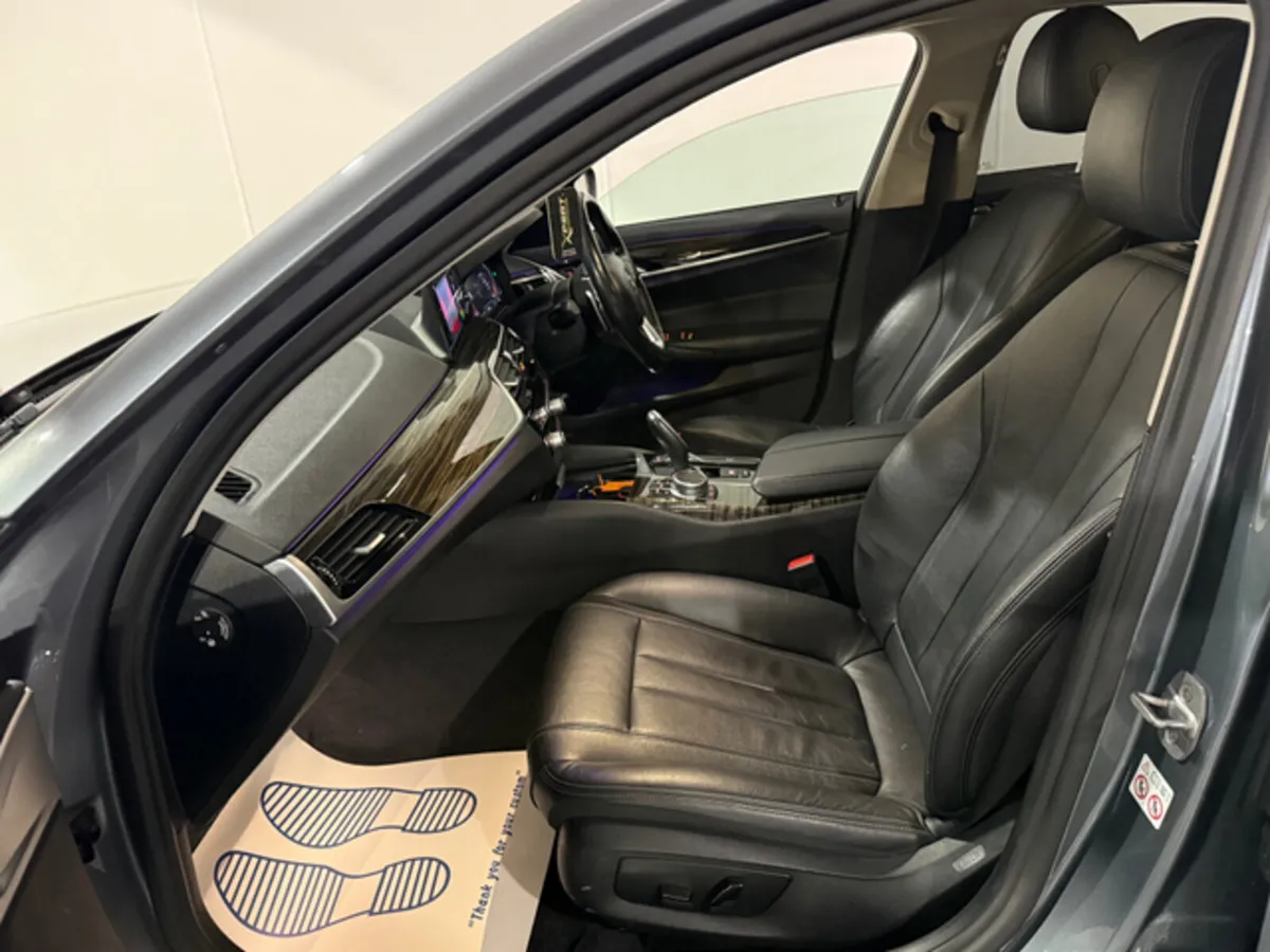 BMW 5-Series 520D SE 4DR AUTO - Image 4