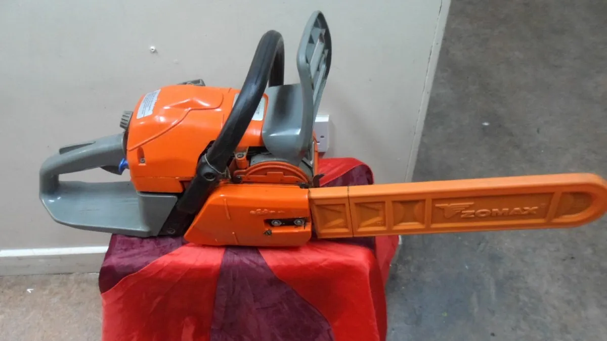 Zomax Chainsaw (ZMC4202) - Image 3