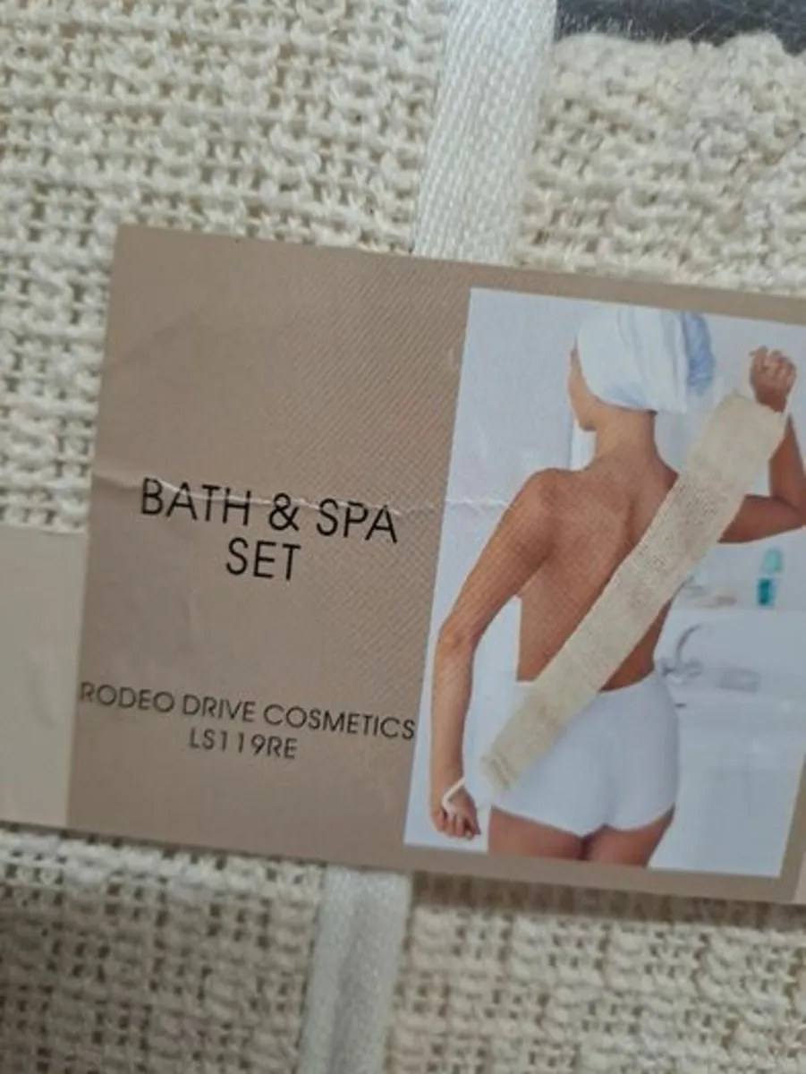 Bath and Spa set - Image 2