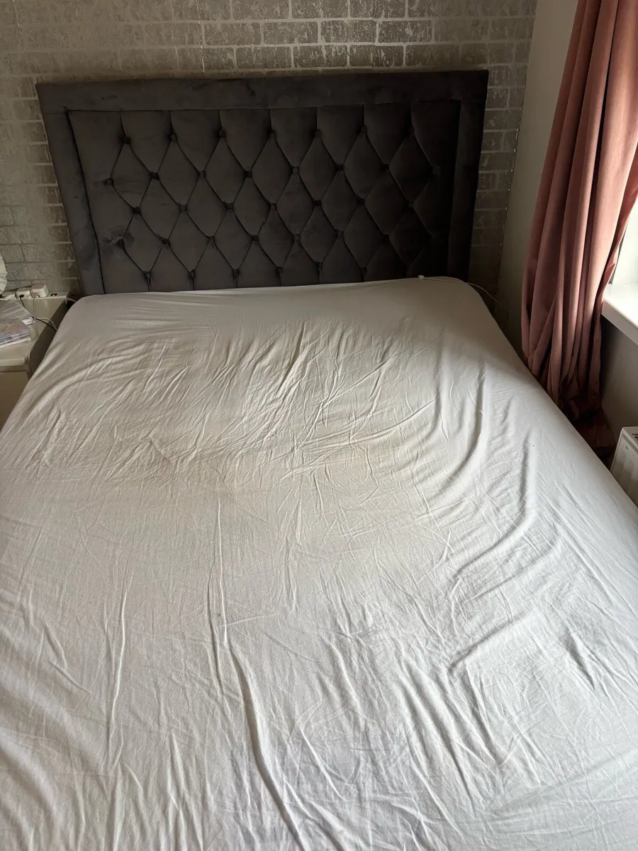 Double bed and mattress - Image 2