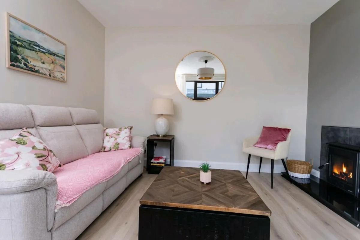 3 Seater Couch, New! - Image 3