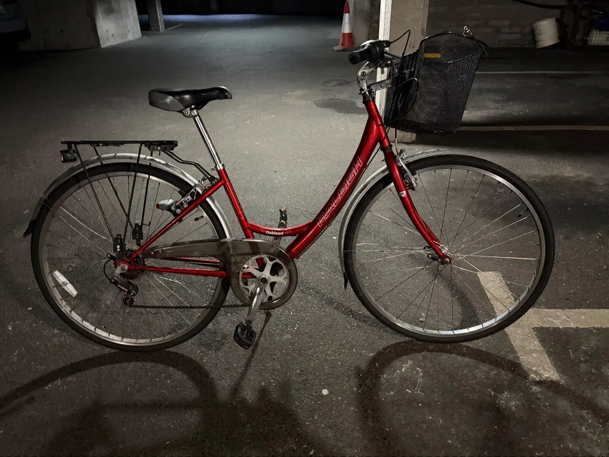 Woman city bike - Image 2