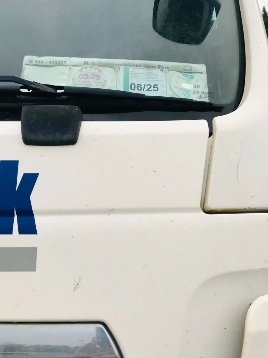 Man block truck - Image 2