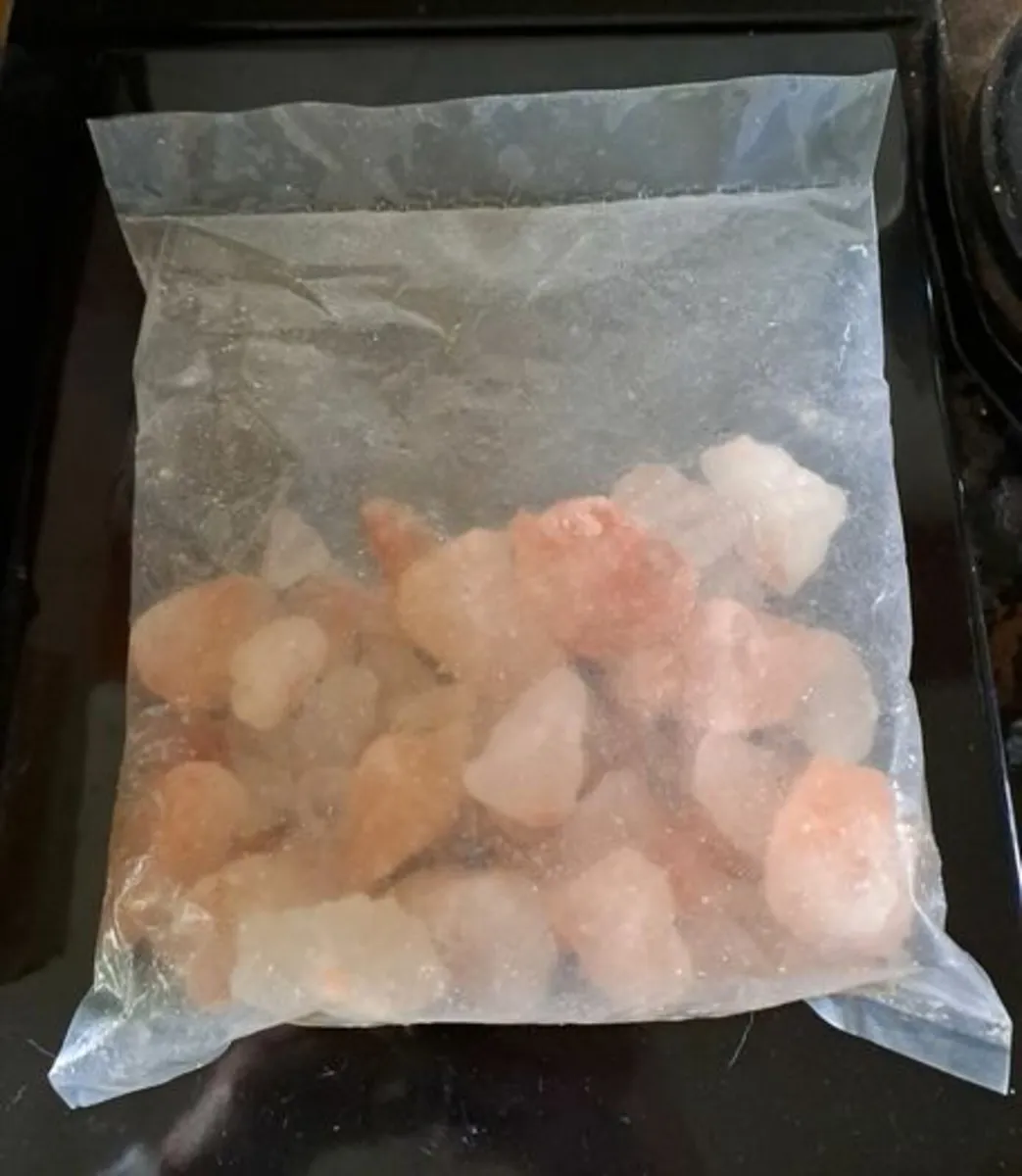 Bag of himalayan salt crystals - Image 1