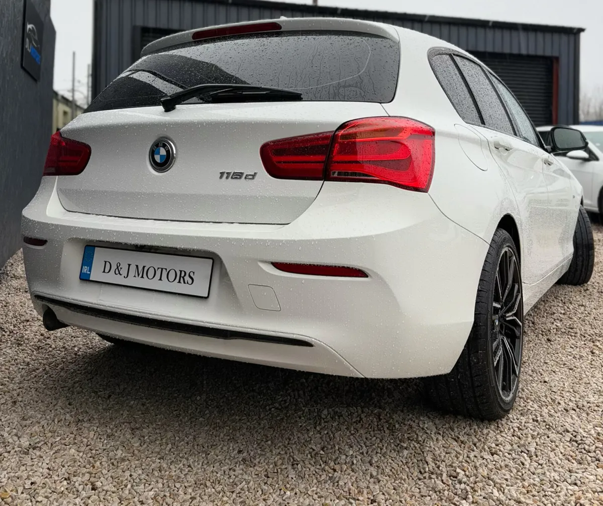 BMW 118D Sport 2.0 Automatic 2016 - Image 3