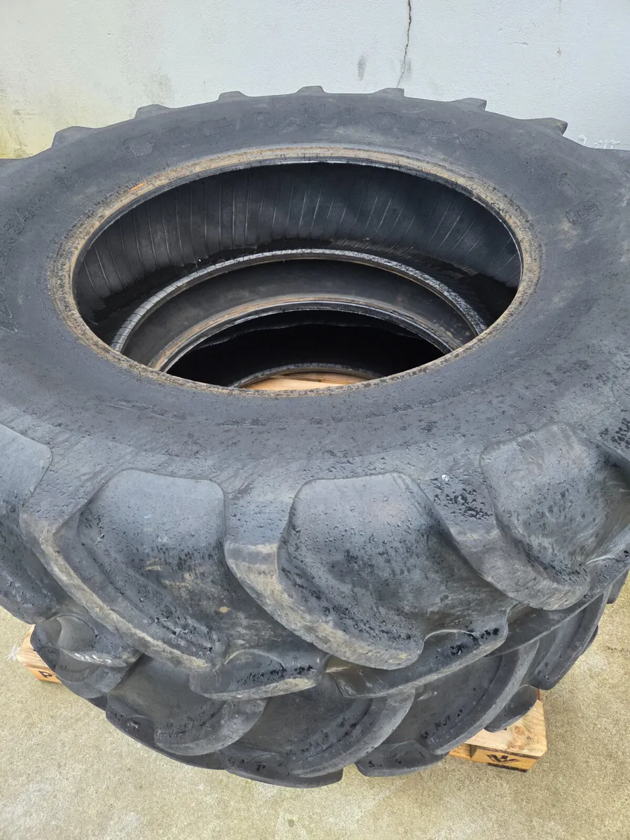 2 x Firestone Tyres - Image 3