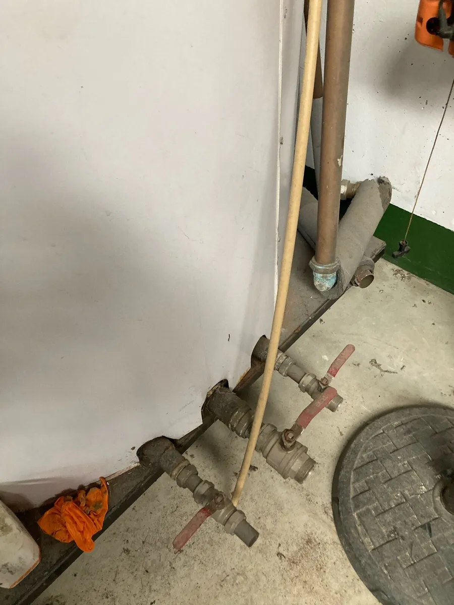 Solid fuel burner and buffer tank - Image 2