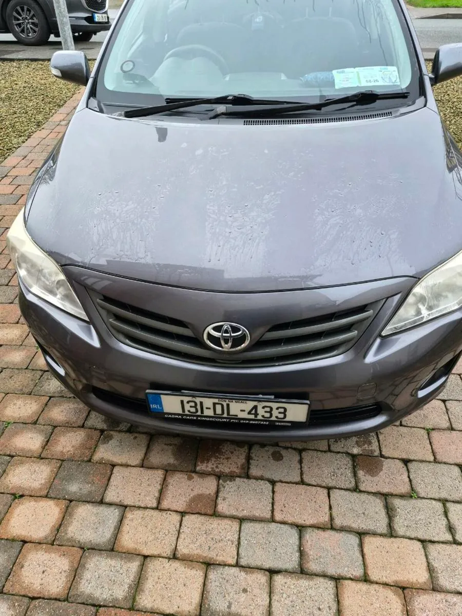 Toyota corolla - Image 2