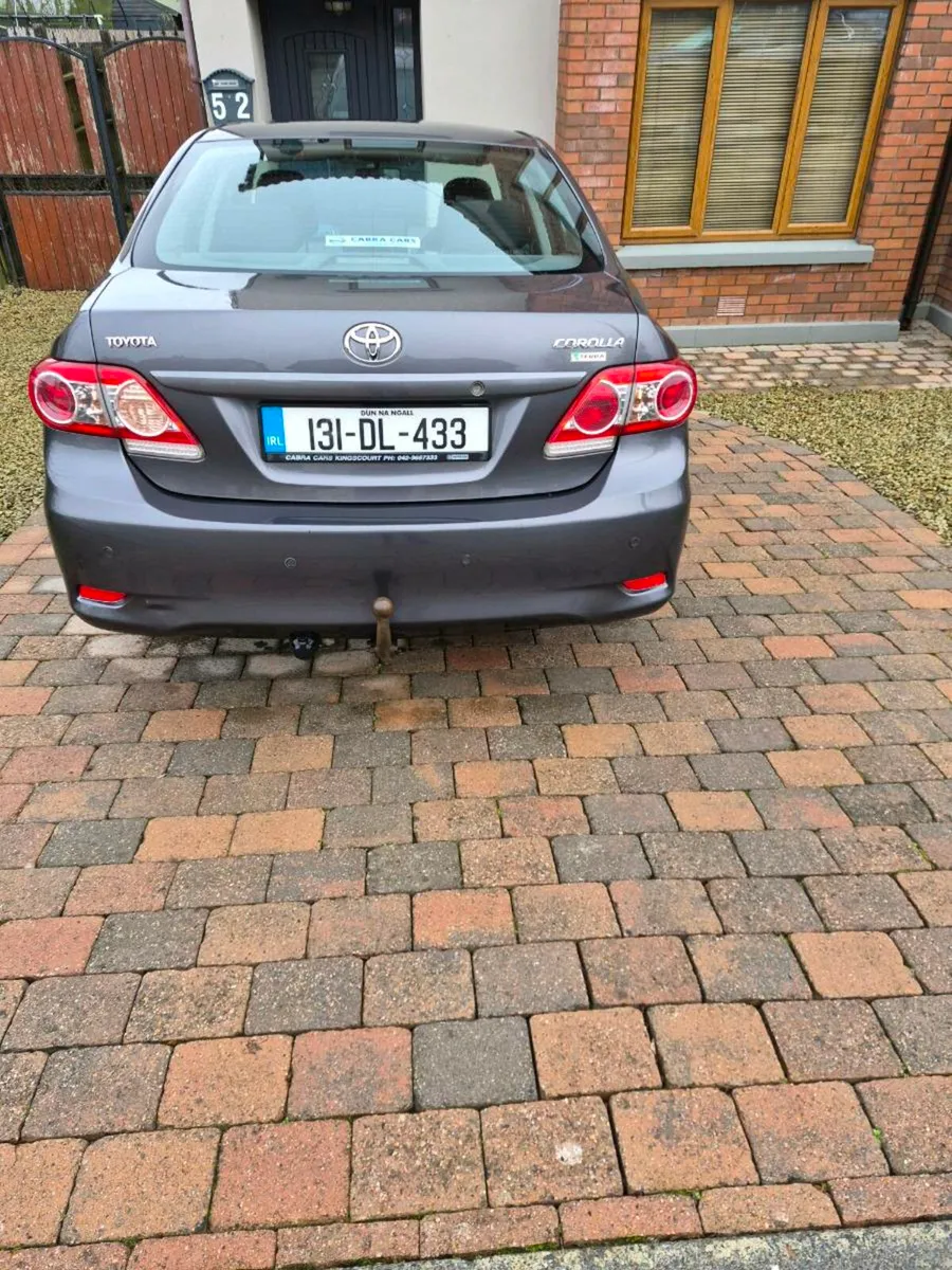 Toyota corolla - Image 3