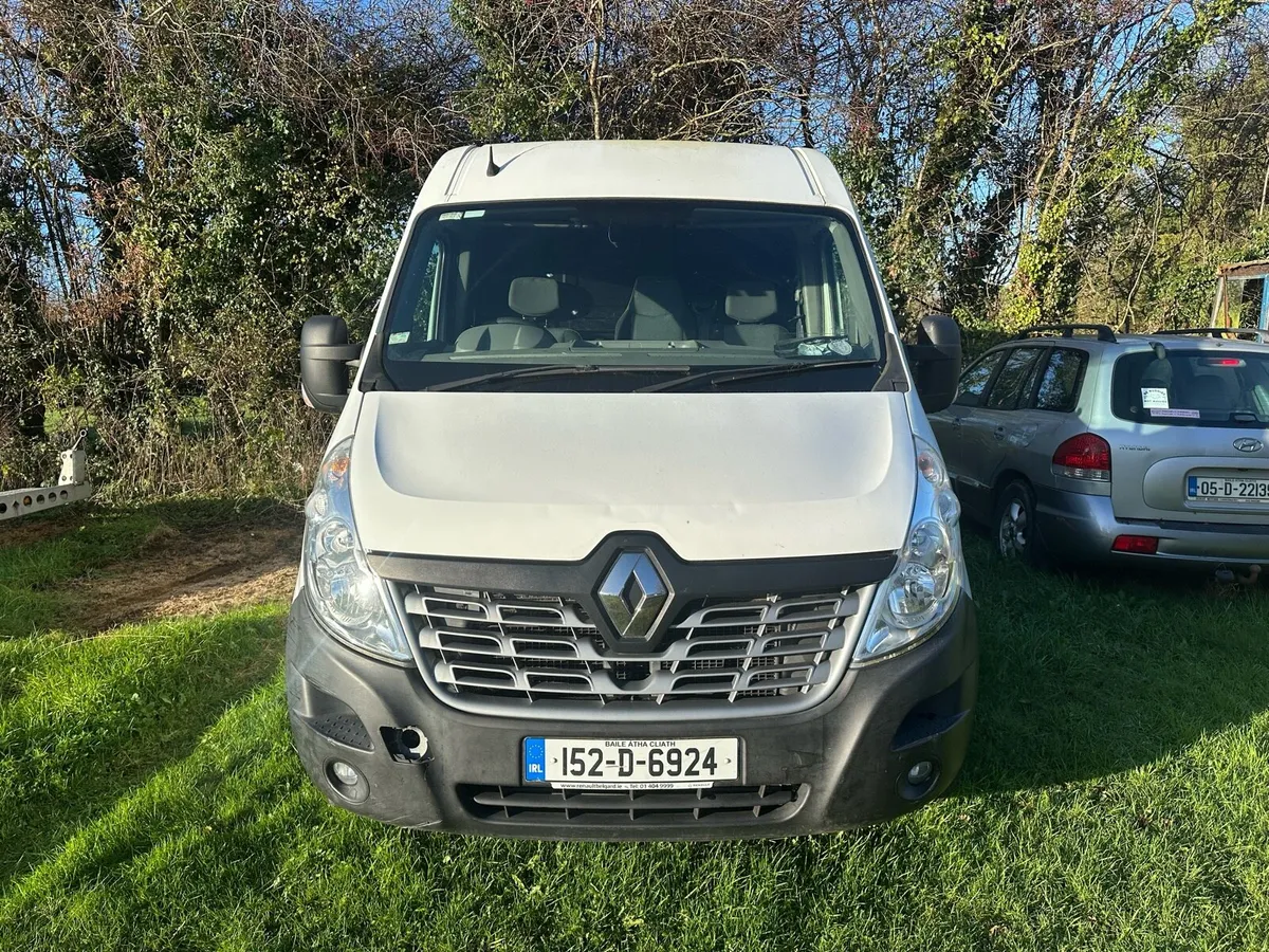 152 Renault Master Twin Wheel - Image 2