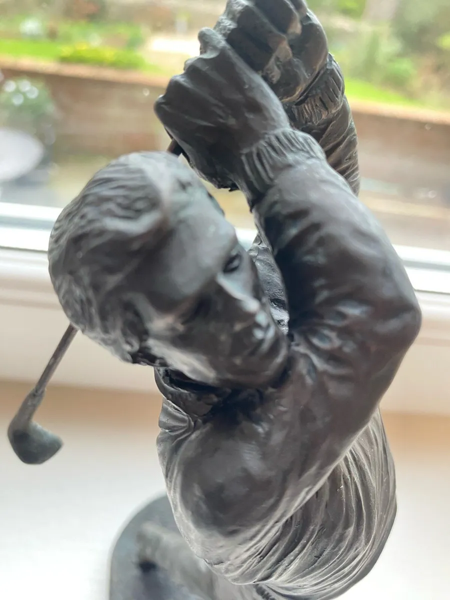 Genesis Bronze Golfer Swing - Image 2