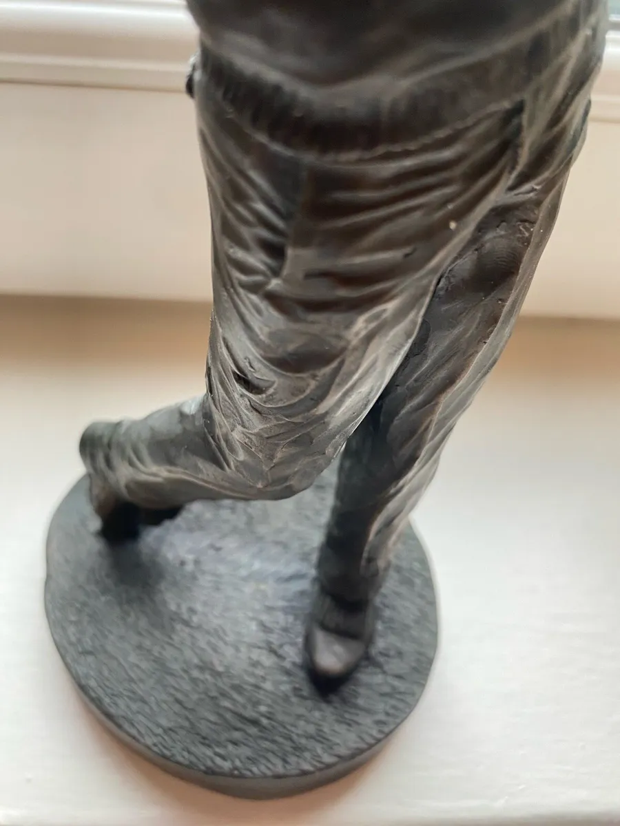 Genesis Bronze Golfer Swing - Image 3