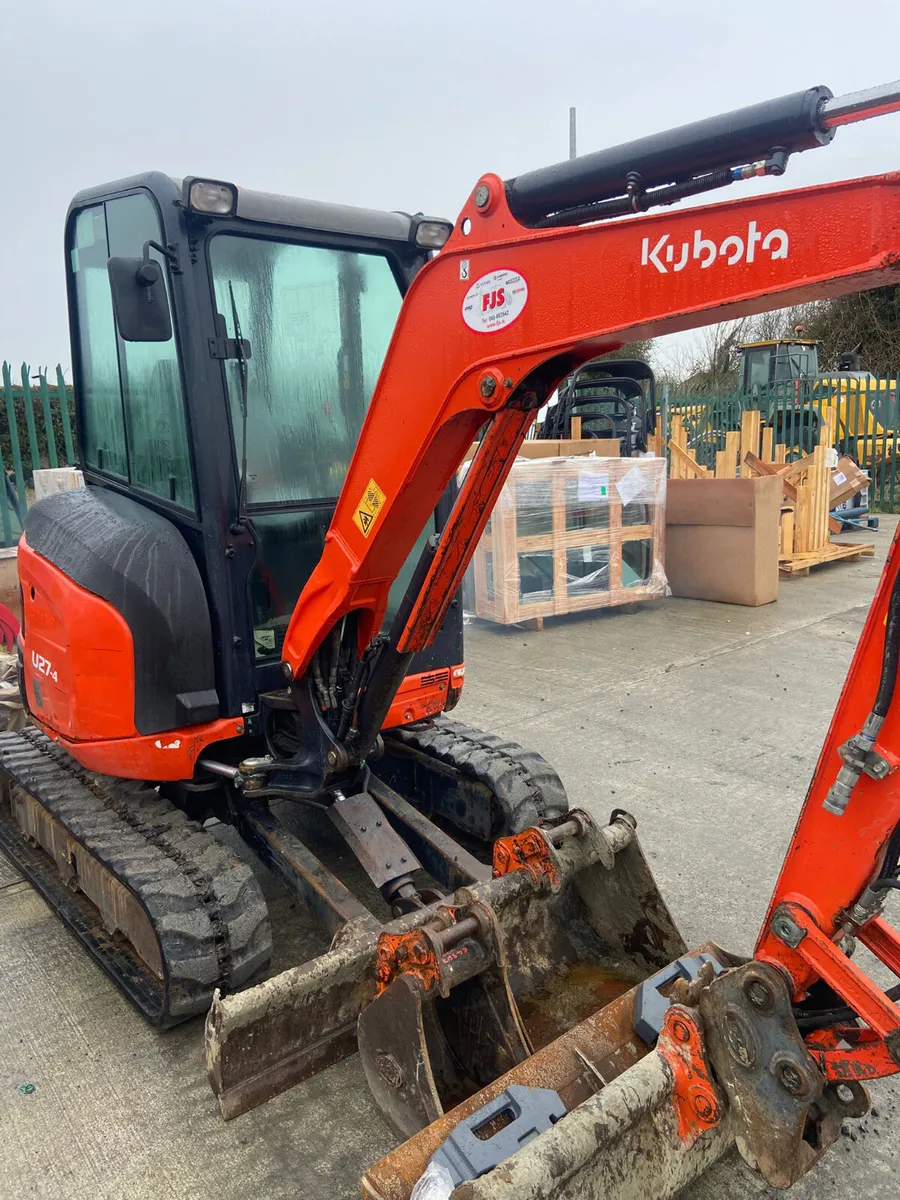 Kubota U27-4 Mini Digger - Image 4