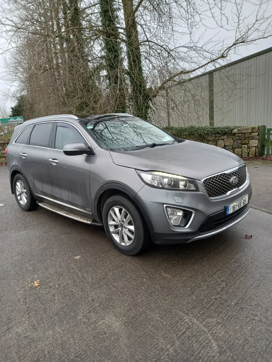 2016 Kia Sorento 2WD 2.2 Diesel - Image 1